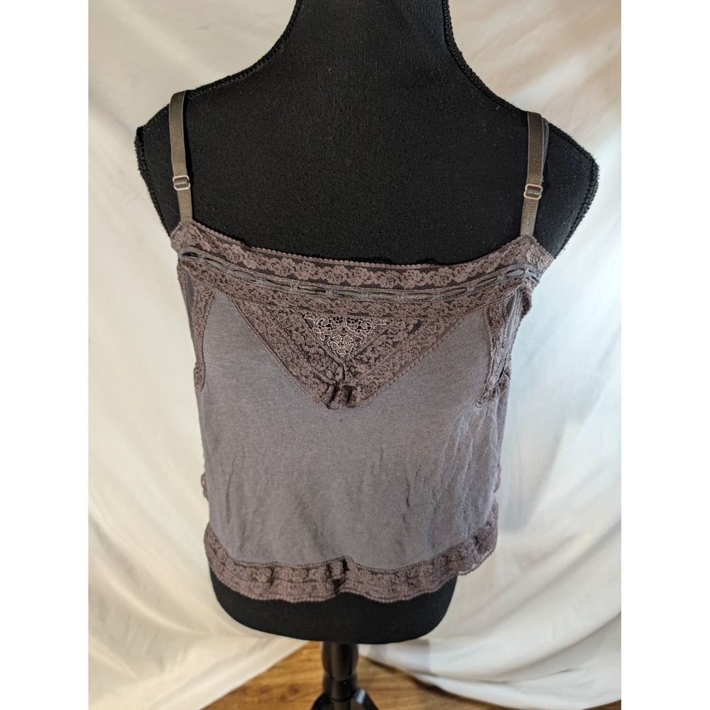 Sparkle & Fade Size M Purple Lace Cropped Tank Top